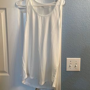 Inaka white tank top performance